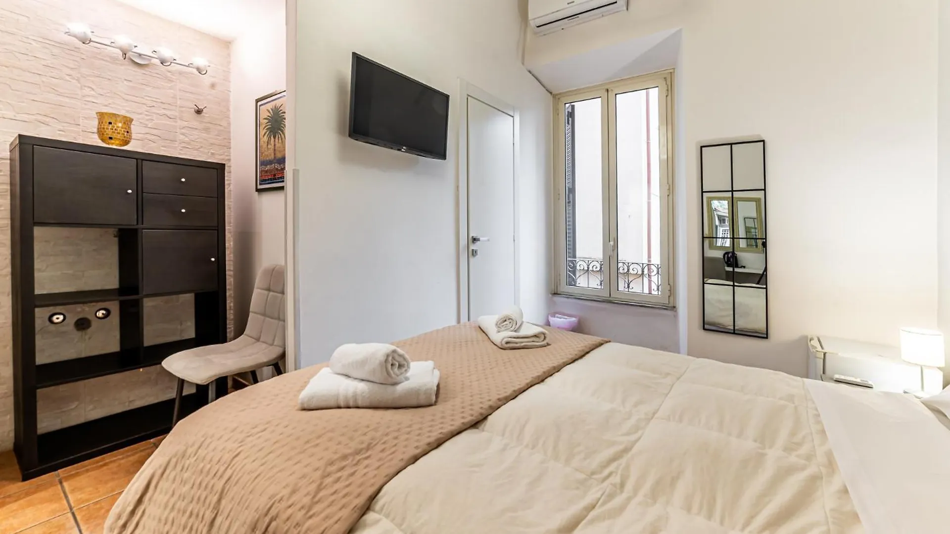 Cristel Cozy Rooms - Termini Train Station Rome 0*,