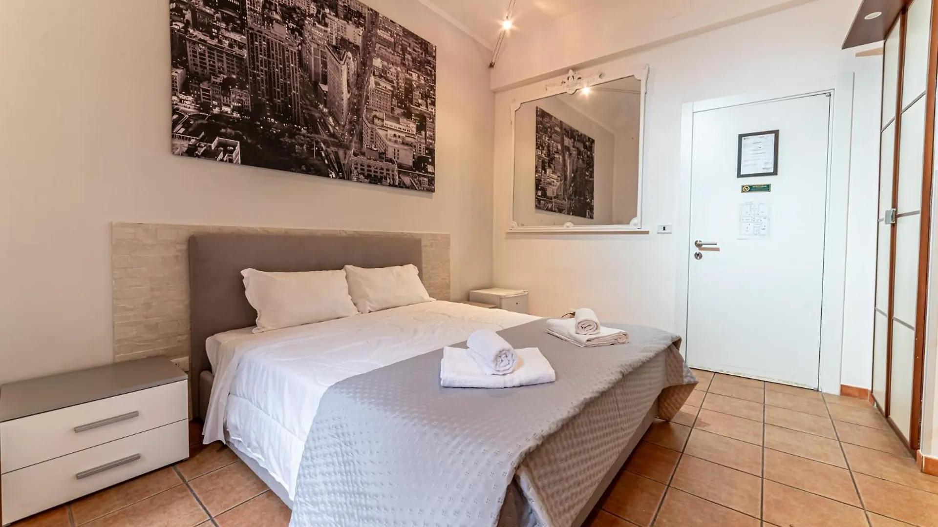 Penzion Cristel Cozy Rooms - Termini Train Station Řím